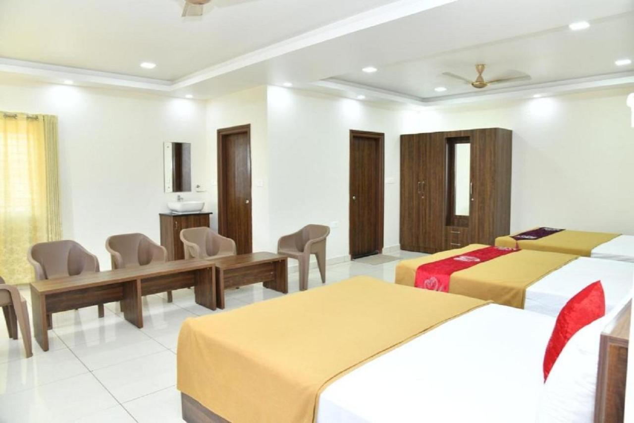 Ssr Residency Hotel Mandya Exterior photo