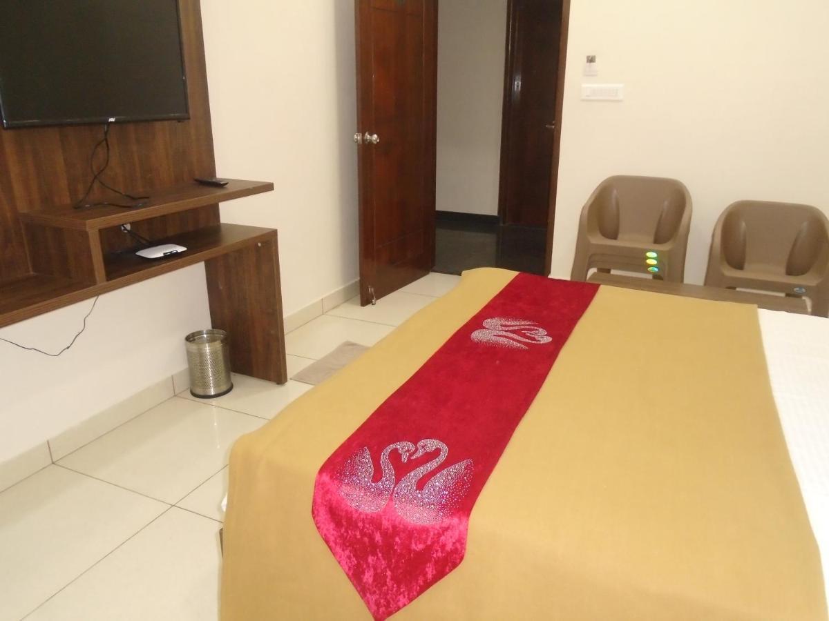 Ssr Residency Hotel Mandya Exterior photo