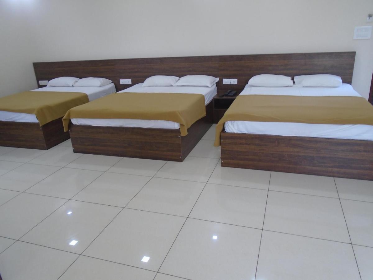 Ssr Residency Hotel Mandya Exterior photo
