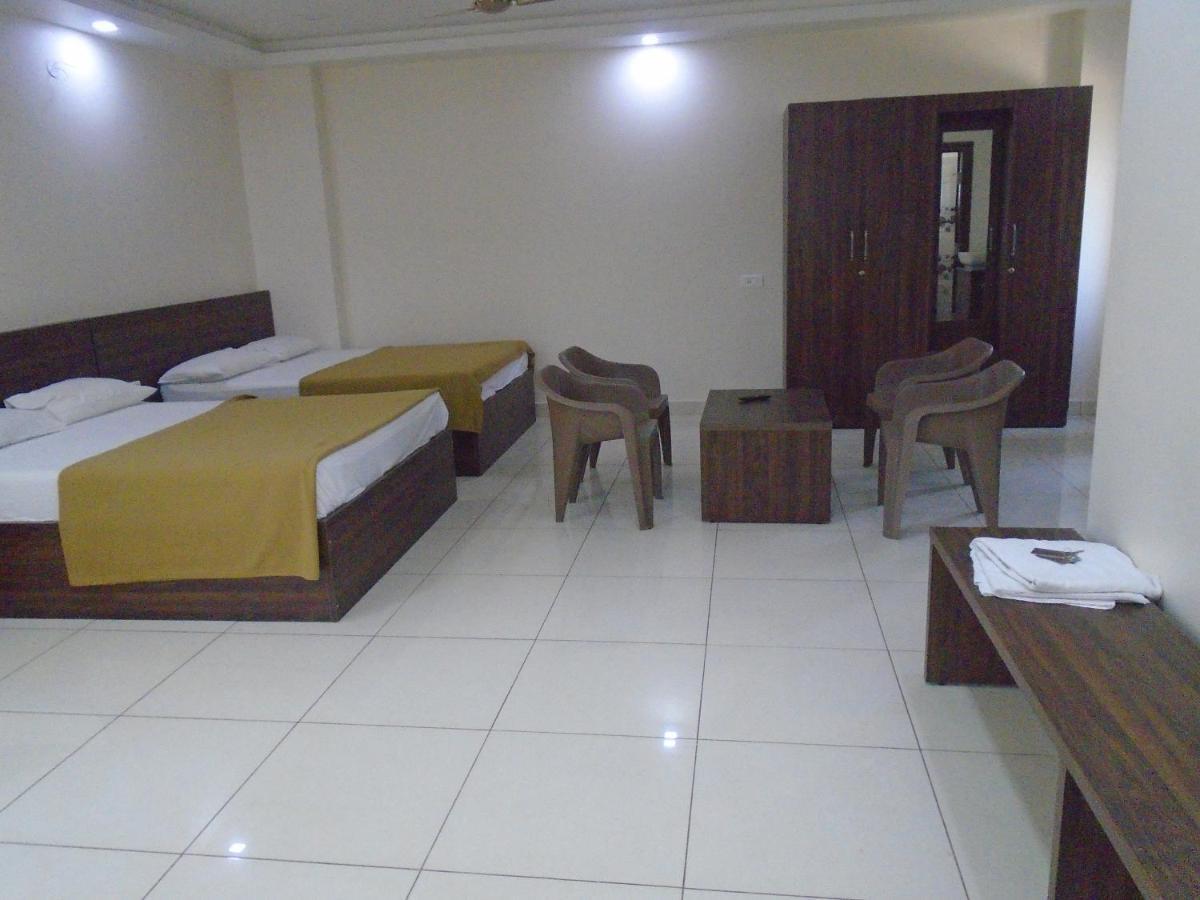 Ssr Residency Hotel Mandya Exterior photo