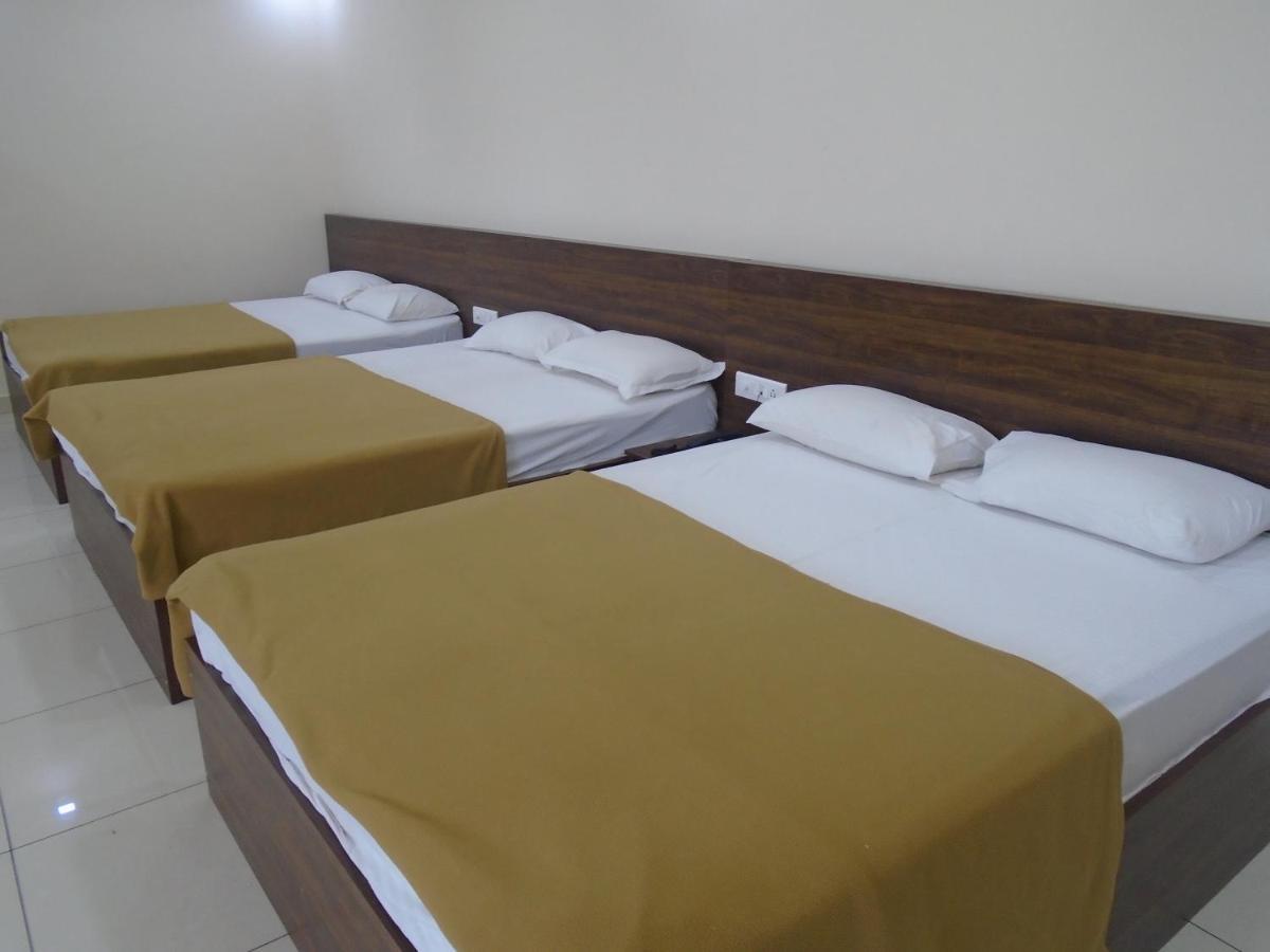 Ssr Residency Hotel Mandya Exterior photo