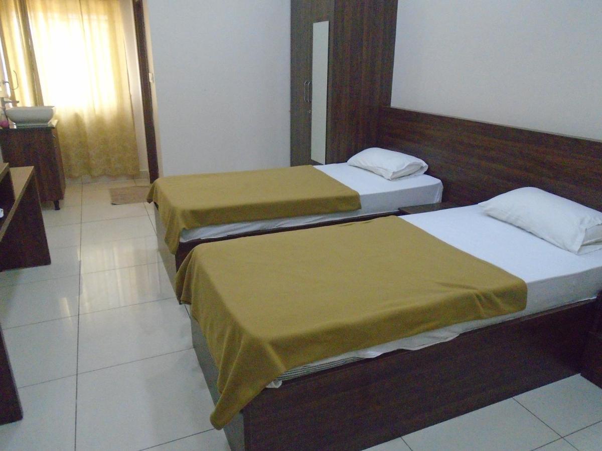 Ssr Residency Hotel Mandya Exterior photo